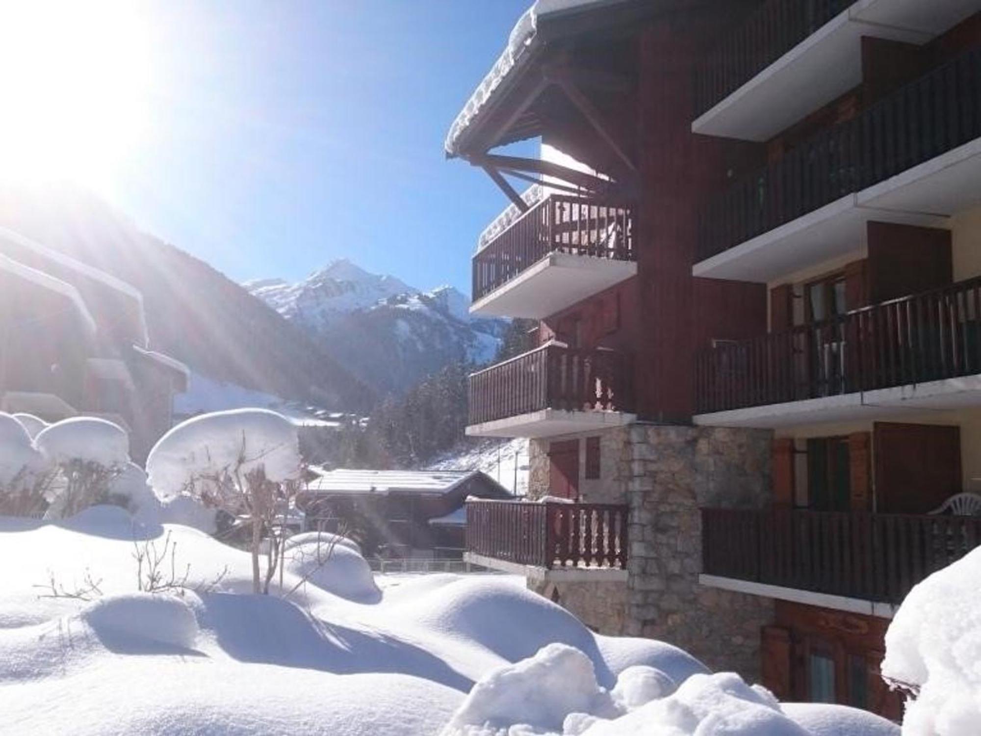 Appartement Cosy Pour 4, Au Coeur Du Village, Proche Des Pistes Et Avec Piscine Estivale - Fr-1-342-173 Arêches Dış mekan fotoğraf